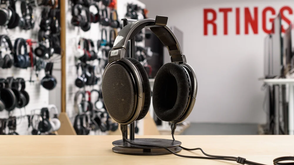 Sennheiser HD 650 Review (2026): The Warm Legend, Honestly Assessed